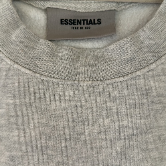 Fear of God Essentials Heather Oatmeal Crewneck - Picture 7 of 10